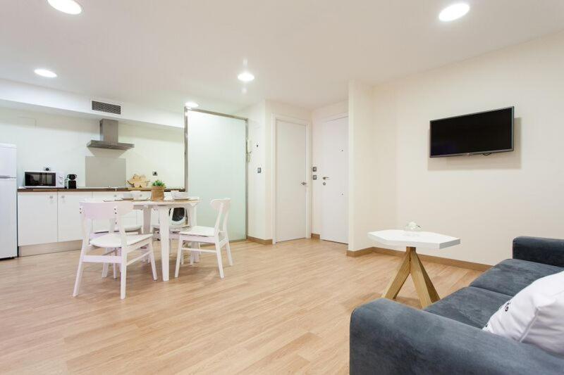 Apartments Olé - Albareda 24 Siviglia Esterno foto